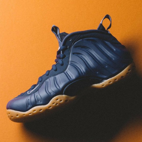 nike air foamposite navy blue